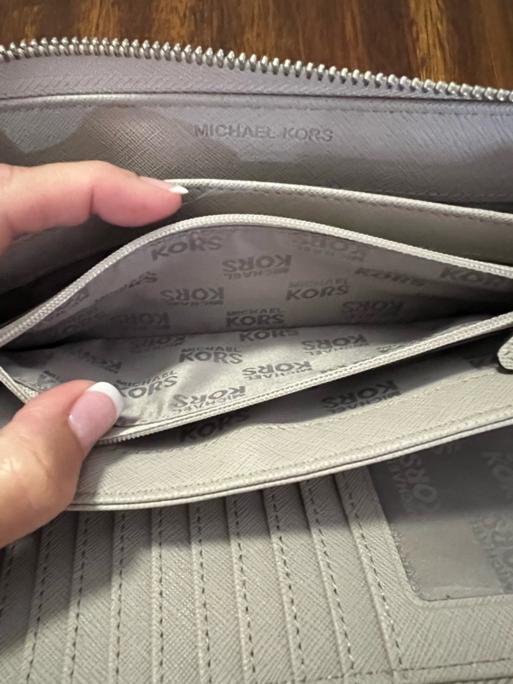Michael Kors Leather Wallet/Wristlet - Picture 5 of 14